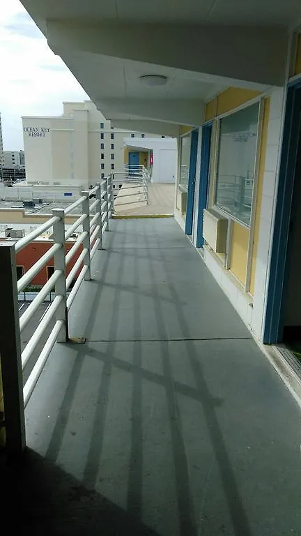Howard Johnson By Wyndham Virginia Beach At The Beach Estados Unidos