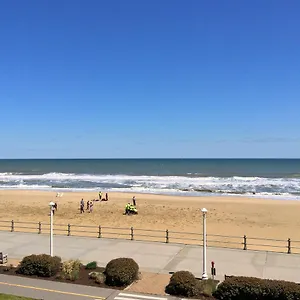 2* Motel Ocean's 24