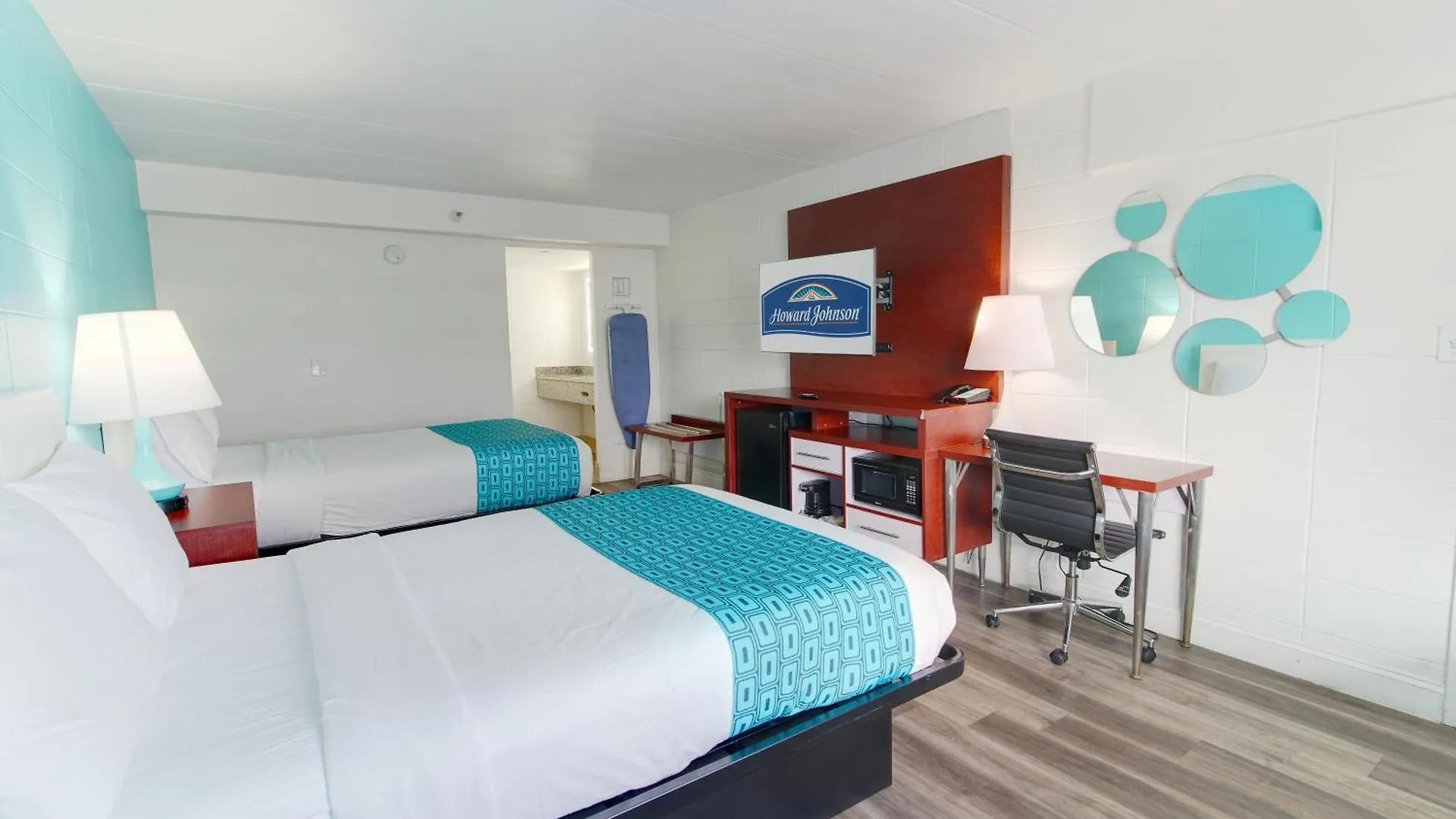 ** Hotel Howard Johnson By Wyndham Virginia Beach At The Beach Estados Unidos