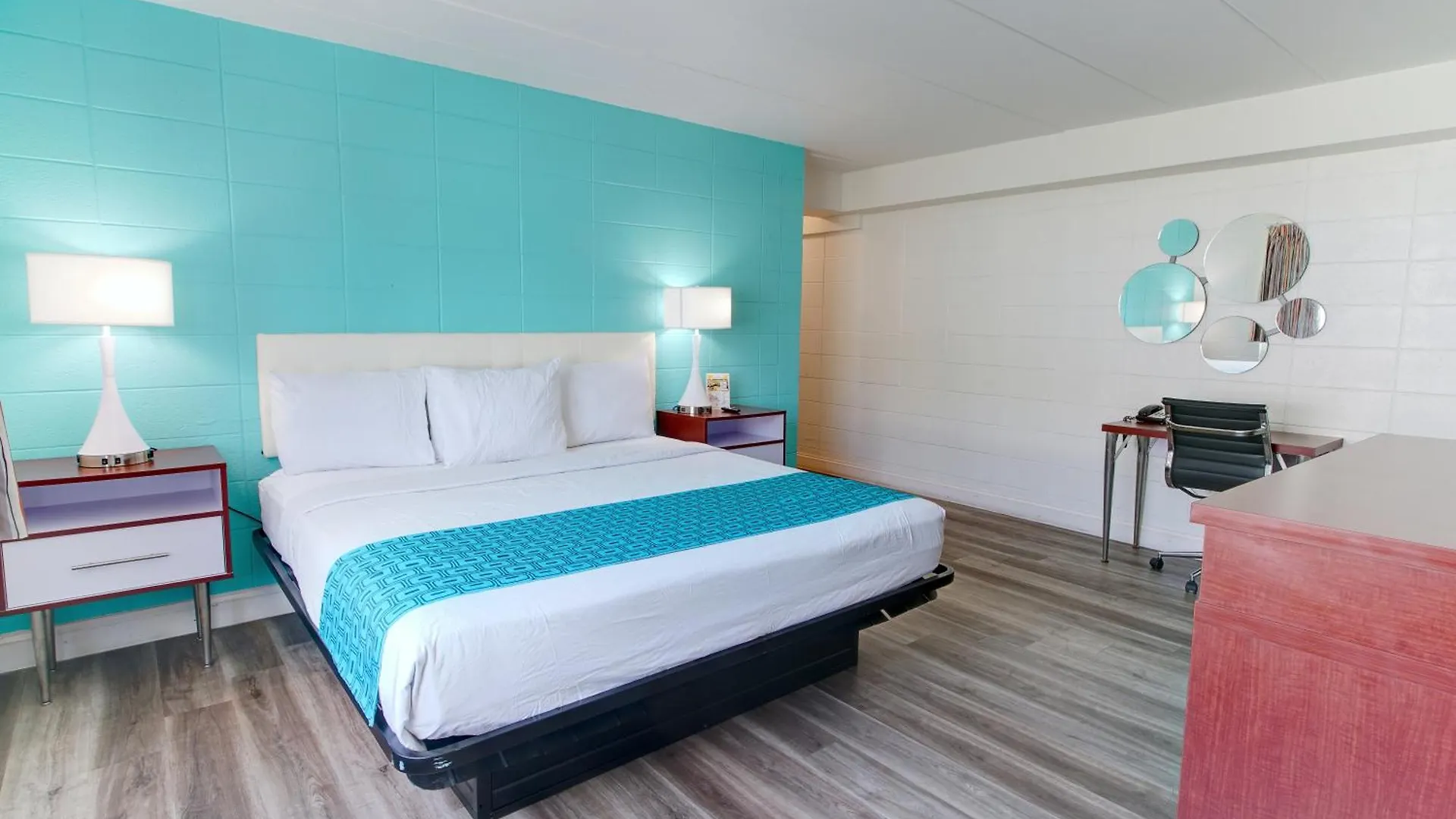 Howard Johnson By Wyndham Virginia Beach At The Beach